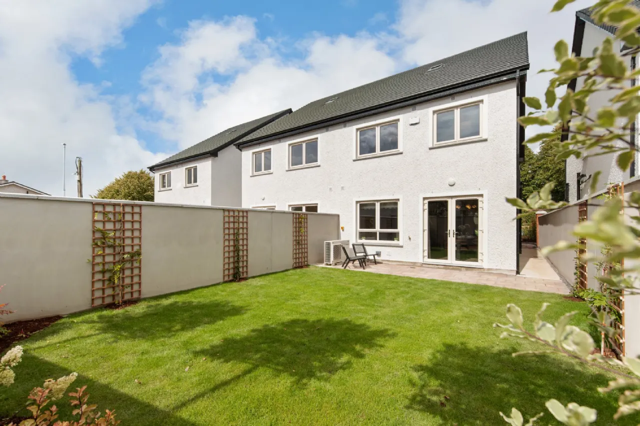 Photo of Whitesland, Rathbride Road, Kildare Town, Co Kildare