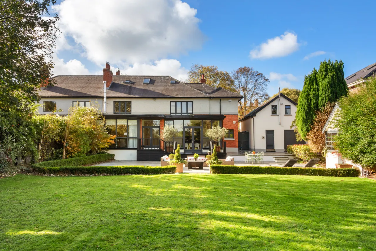 Photo of Merrion Lodge, 148 Merrion Road, Ballsbridge, Dublin 4, D04 K6P0