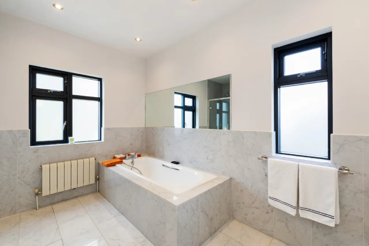 Photo of Merrion Lodge, 148 Merrion Road, Ballsbridge, Dublin 4, D04 K6P0