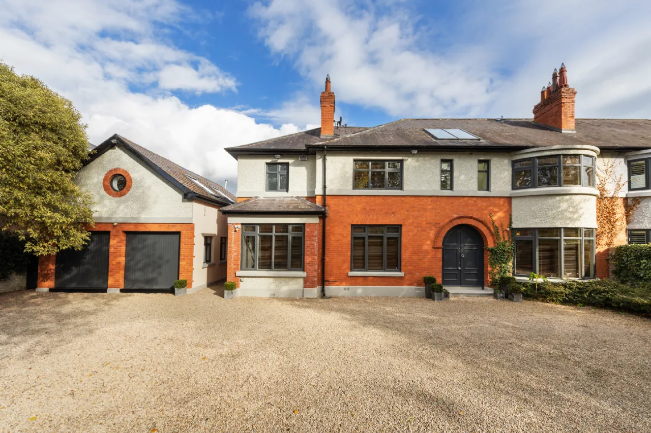 Photo of Merrion Lodge, 148 Merrion Road, Ballsbridge, Dublin 4, D04 K6P0