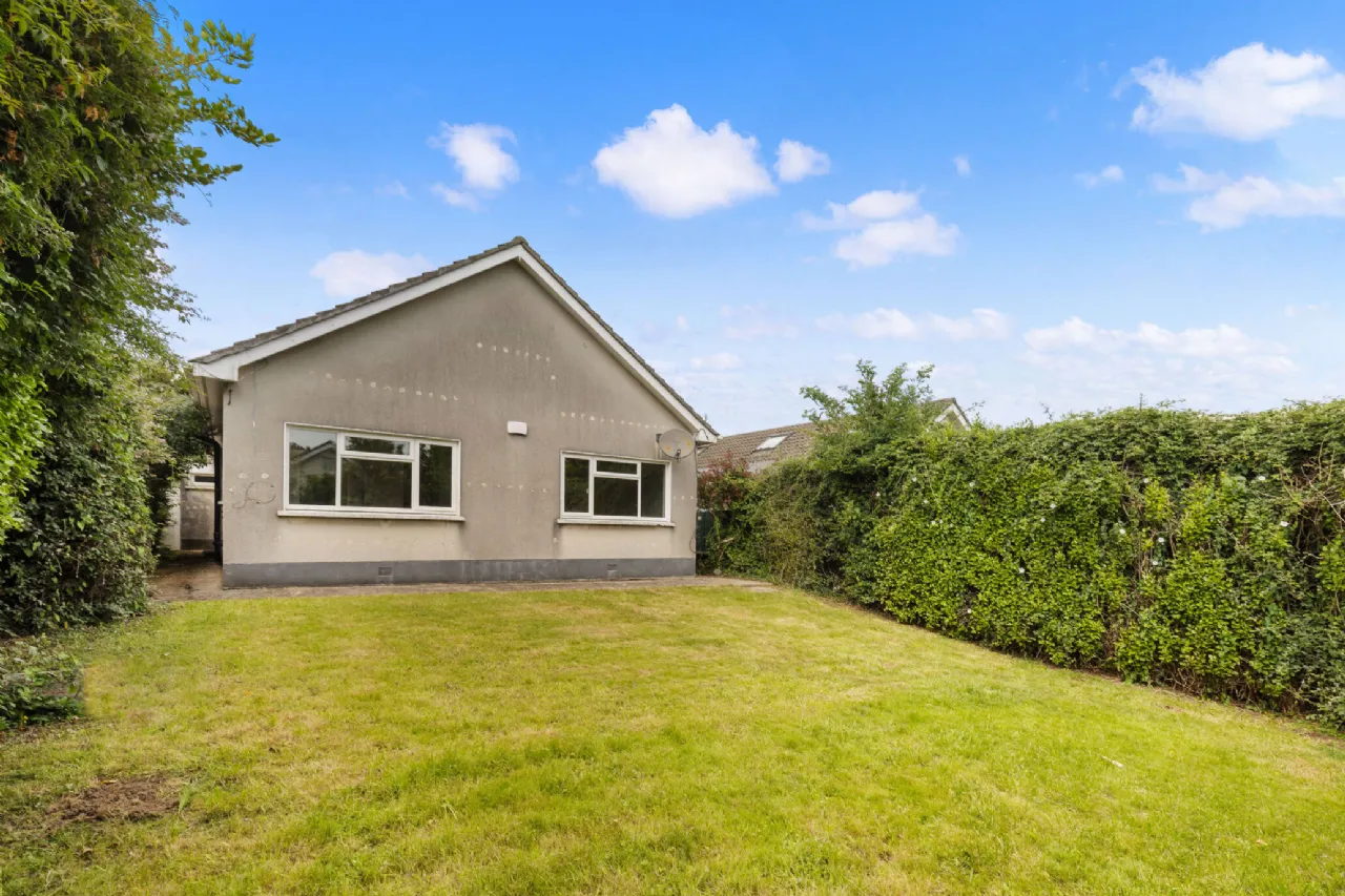 Photo of 26 Kerrymount Rise, Foxrock, Dublin 18, D18 X7F9