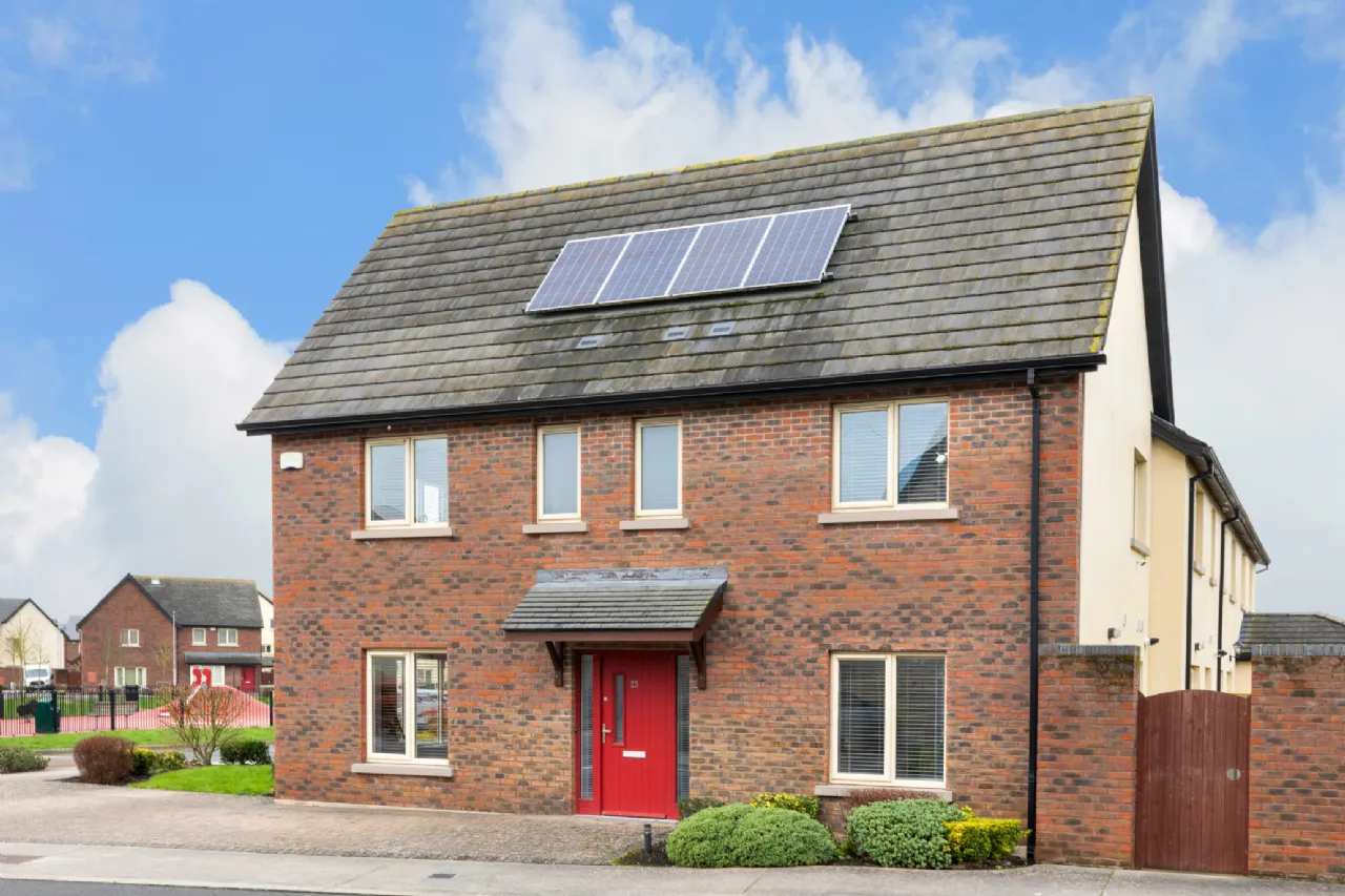 Photo of 25 Barnwell Woods, Hansfield, Dublin 15, D15 VE8D