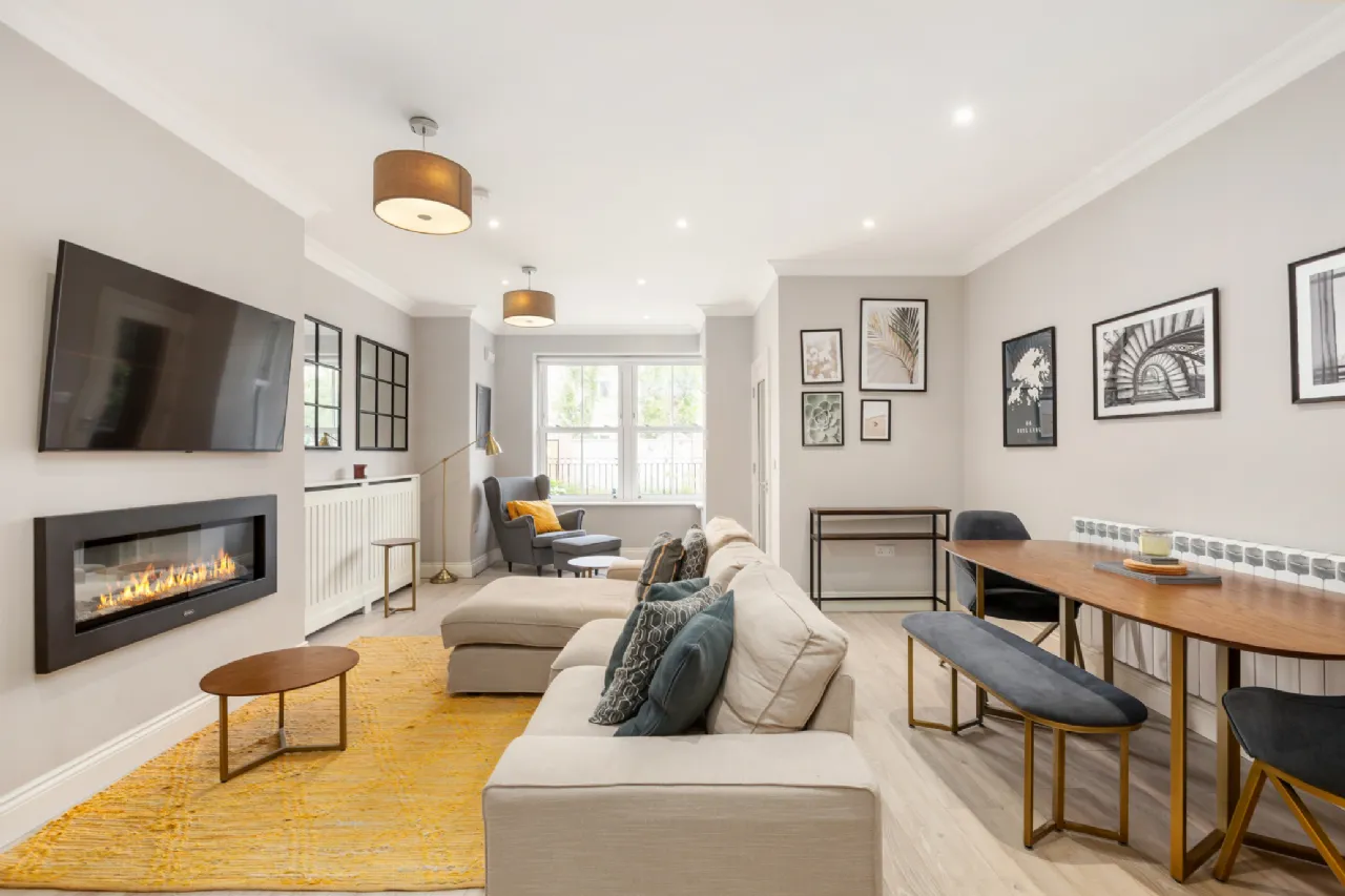 Photo of 33 Stillorgan Gate, Kilmacud, Dublin 14, D14 E4Y6