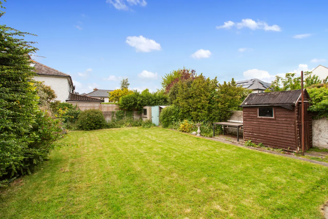 Photo of 37 St Albans Park, Sandymount, Dublin 4, D04 H6C4