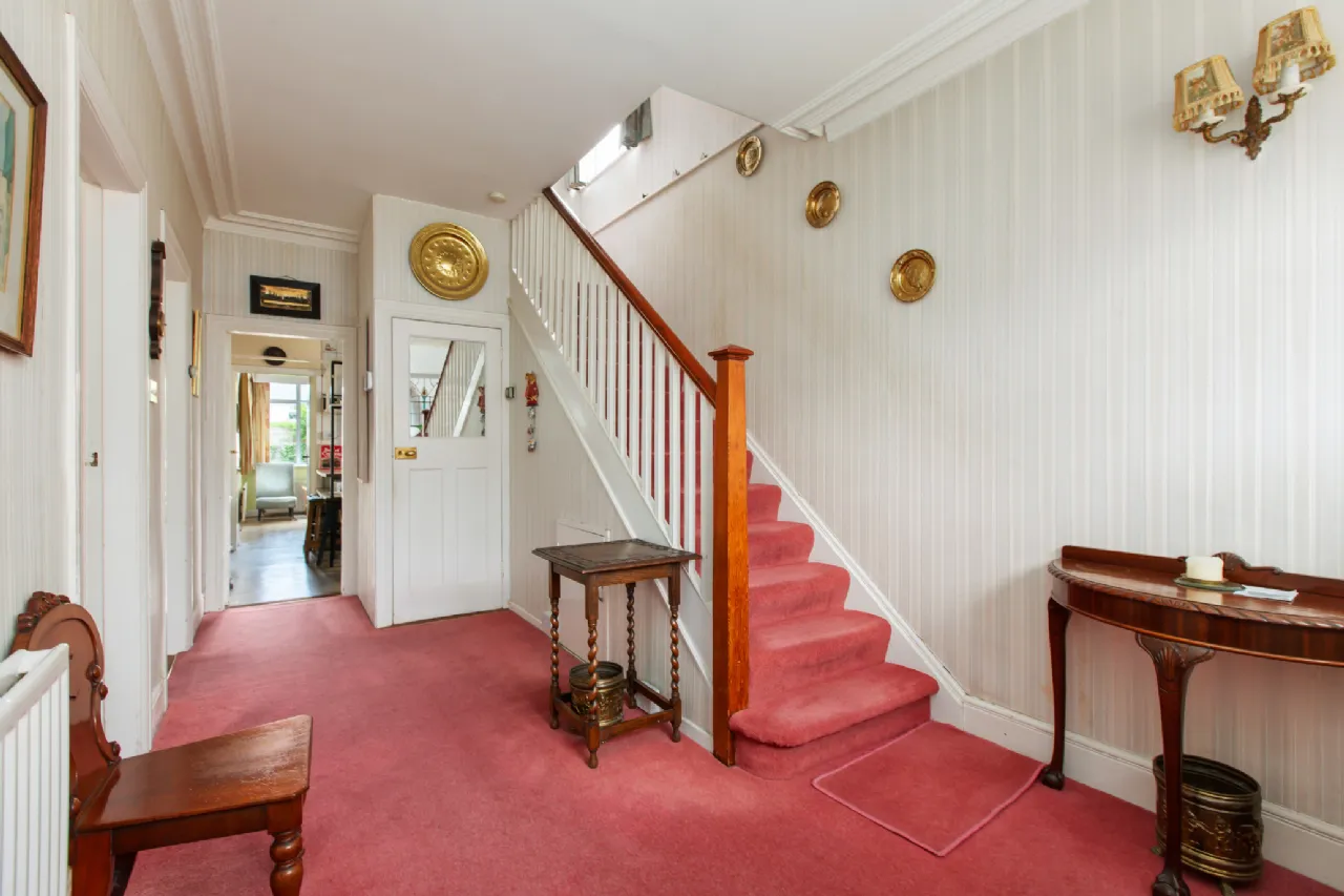 Photo of 37 St Albans Park, Sandymount, Dublin 4, D04 H6C4
