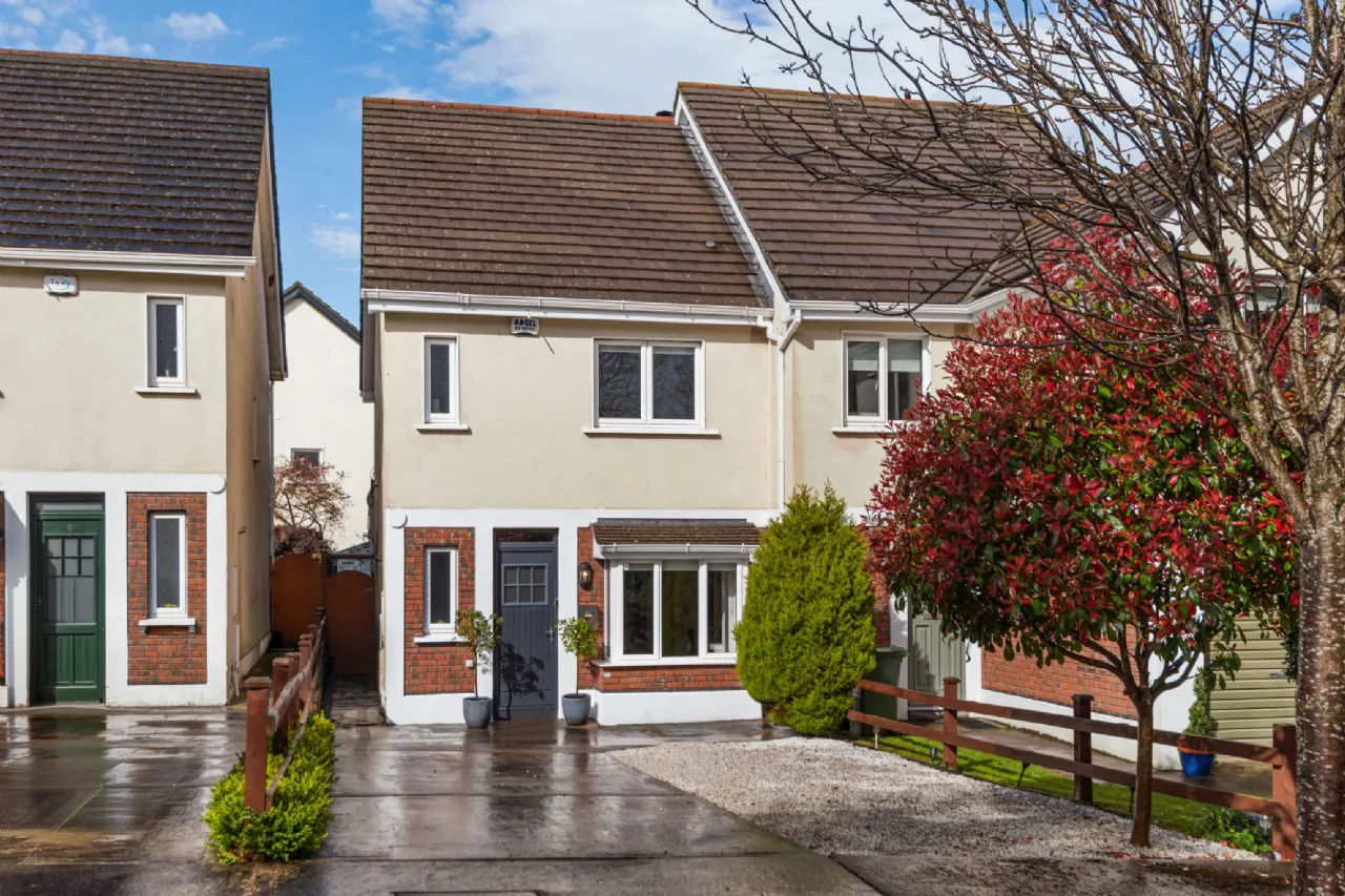 Photo of 10 Fernbrook, Old Connaught Avenue, Bray, Co. Dublin, A98 FT20