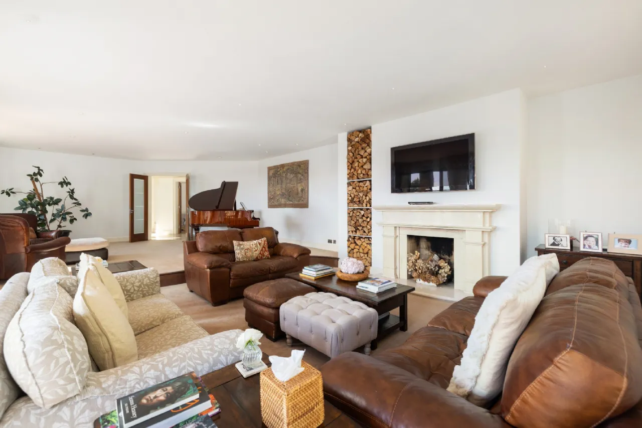 Photo of Copper Hill, 7 Rathmichael Haven, Rathmichael, Dublin 18, D18 A0E1