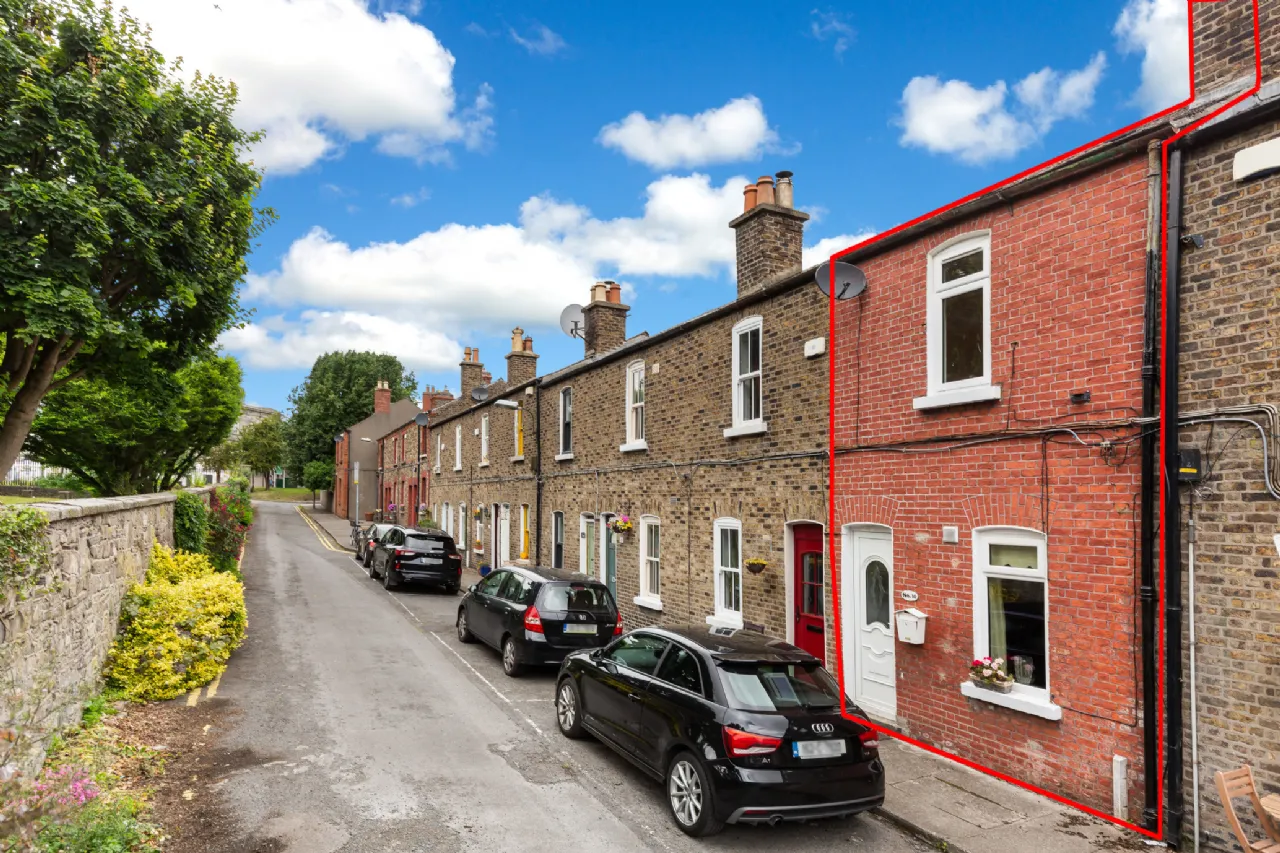 Photo of 16 Temple Cottages, Broadstone, Dublin 7, D07 K5W5