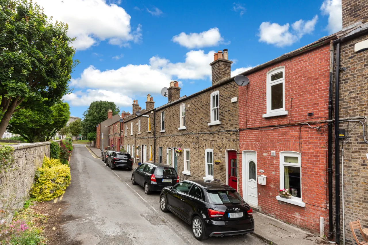 Photo of 16 Temple Cottages, Broadstone, Dublin 7, D07 K5W5
