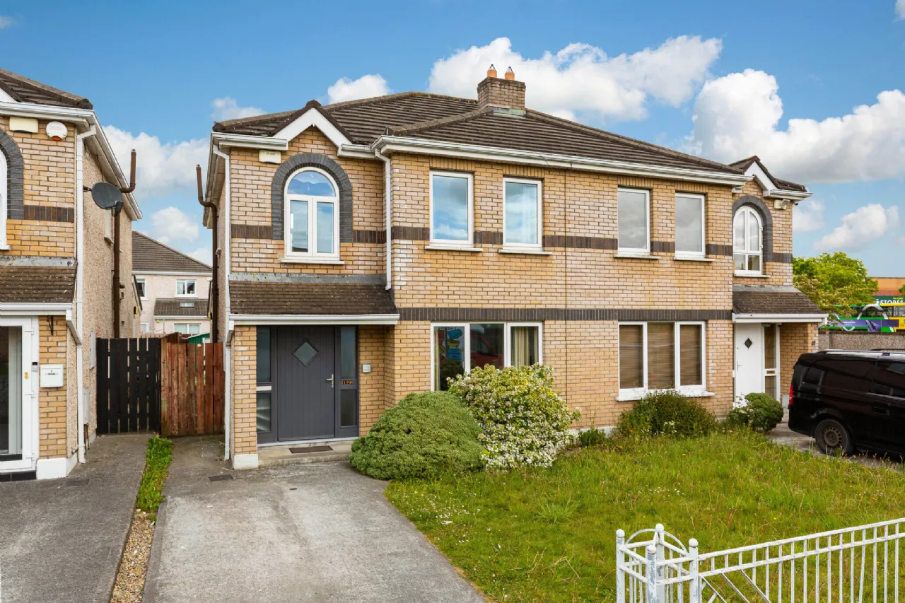 Photo of 19 Limelawn Glade, Clonsilla, Dublin 15, D15 E0C7