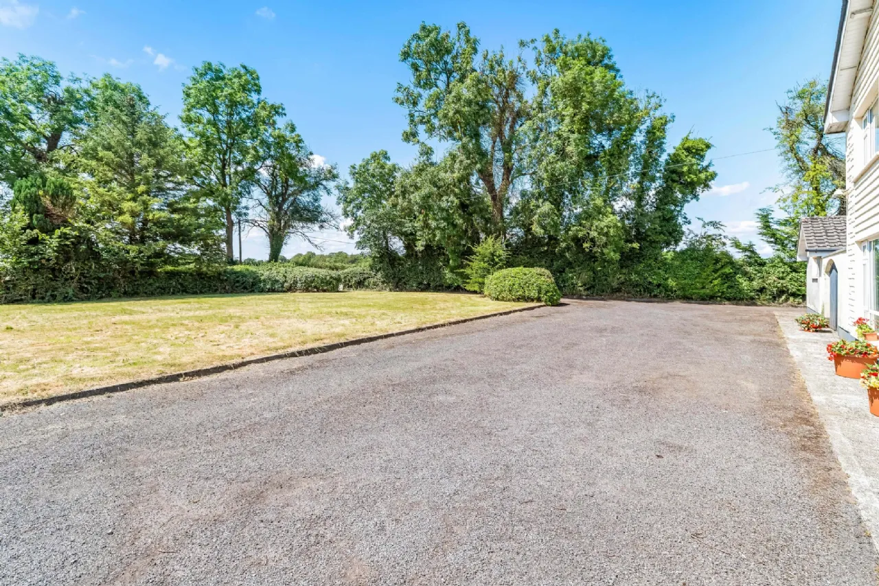 Photo of House On 4.6 Acres & Outbuilding, Carnisle, Kildalkey, Co Meath, C15R902