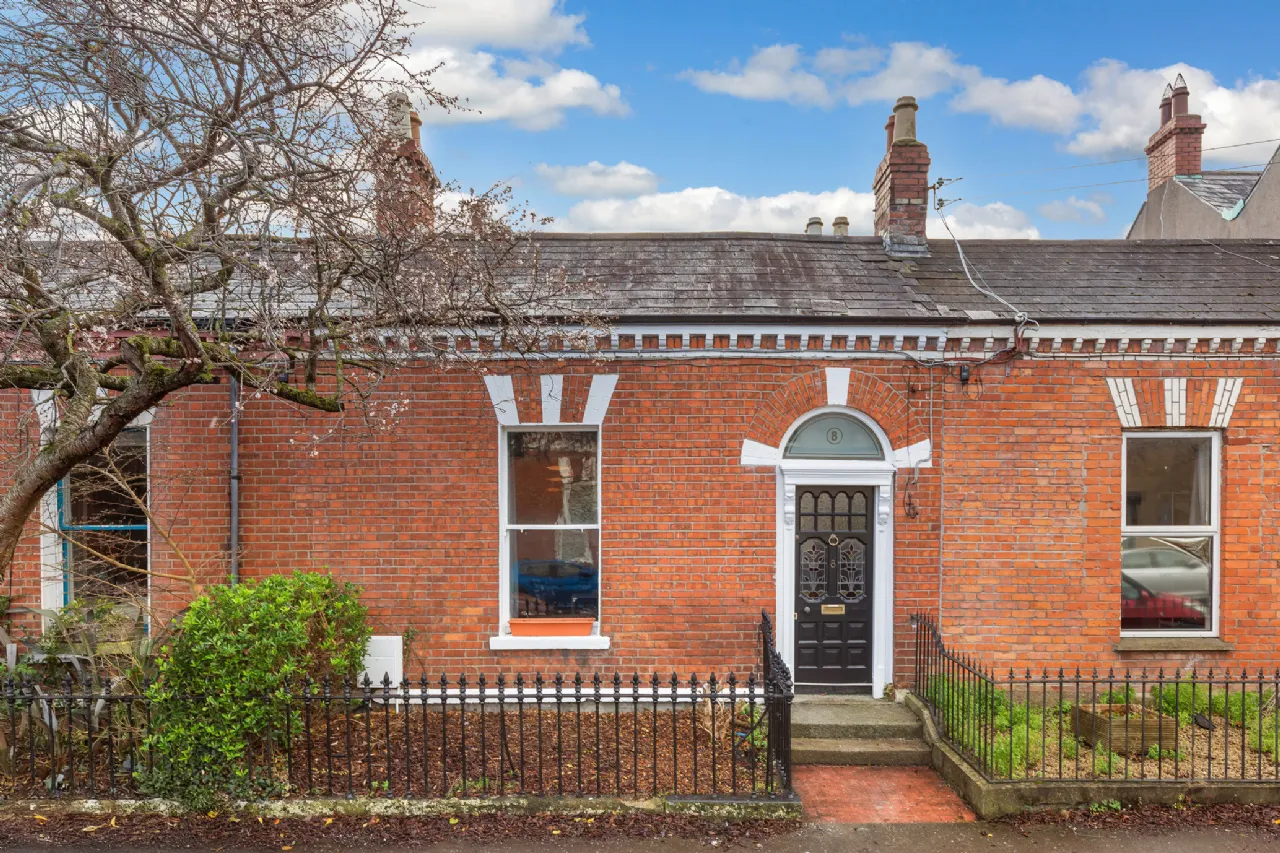 Photo of 8 Sarsfield Street, Phibsborough, Dublin 7, D07 W0V1