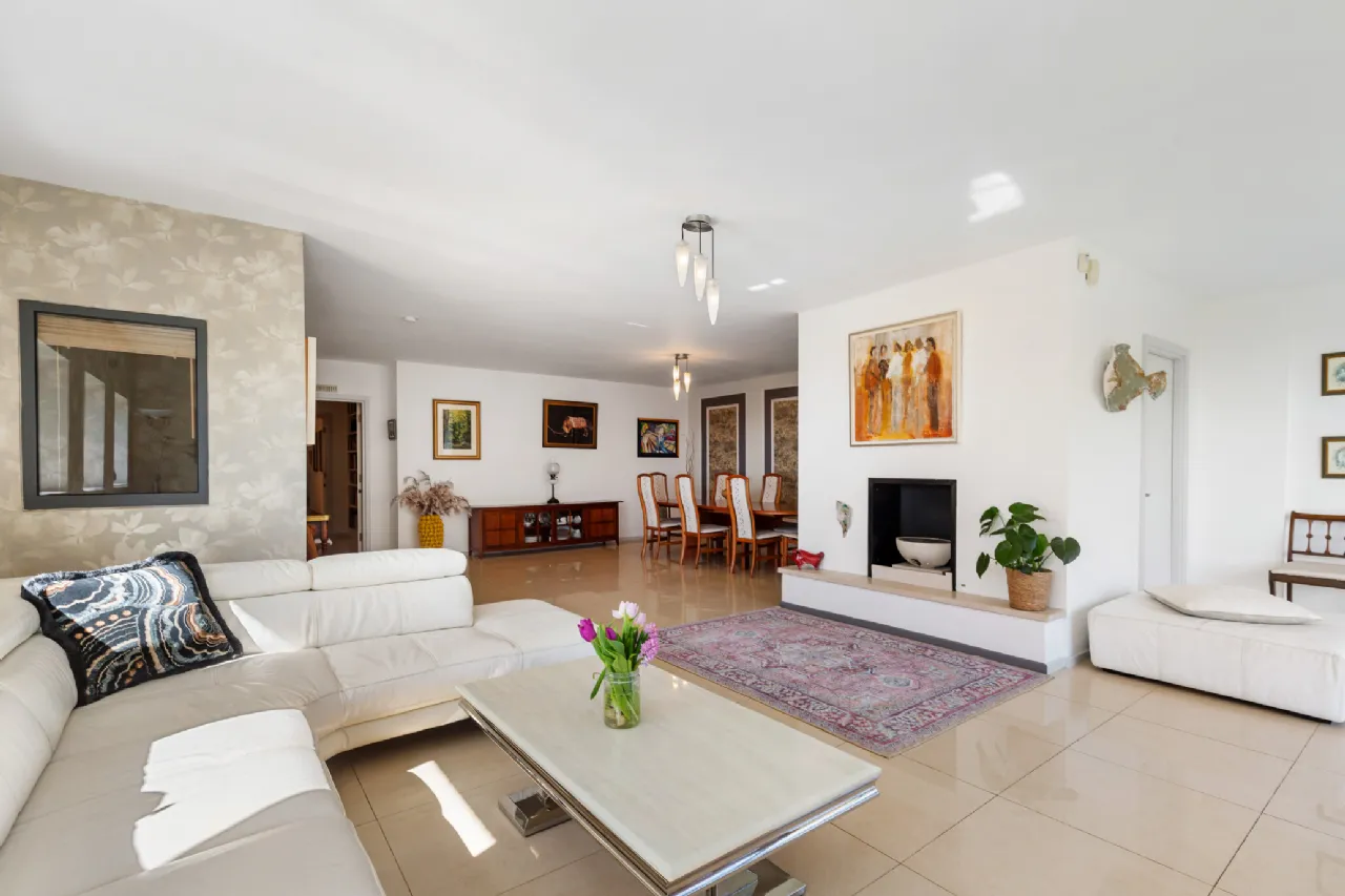 Photo of The Penthouse, No.4 Killiney Hill Plaza, Killiney, Co Dublin, A96 XR62