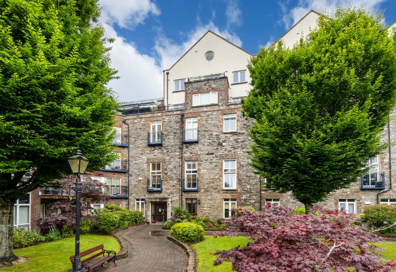 Photo of 214 Grace Park Manor, Drumcondra, Dublin 9, D09 FN76