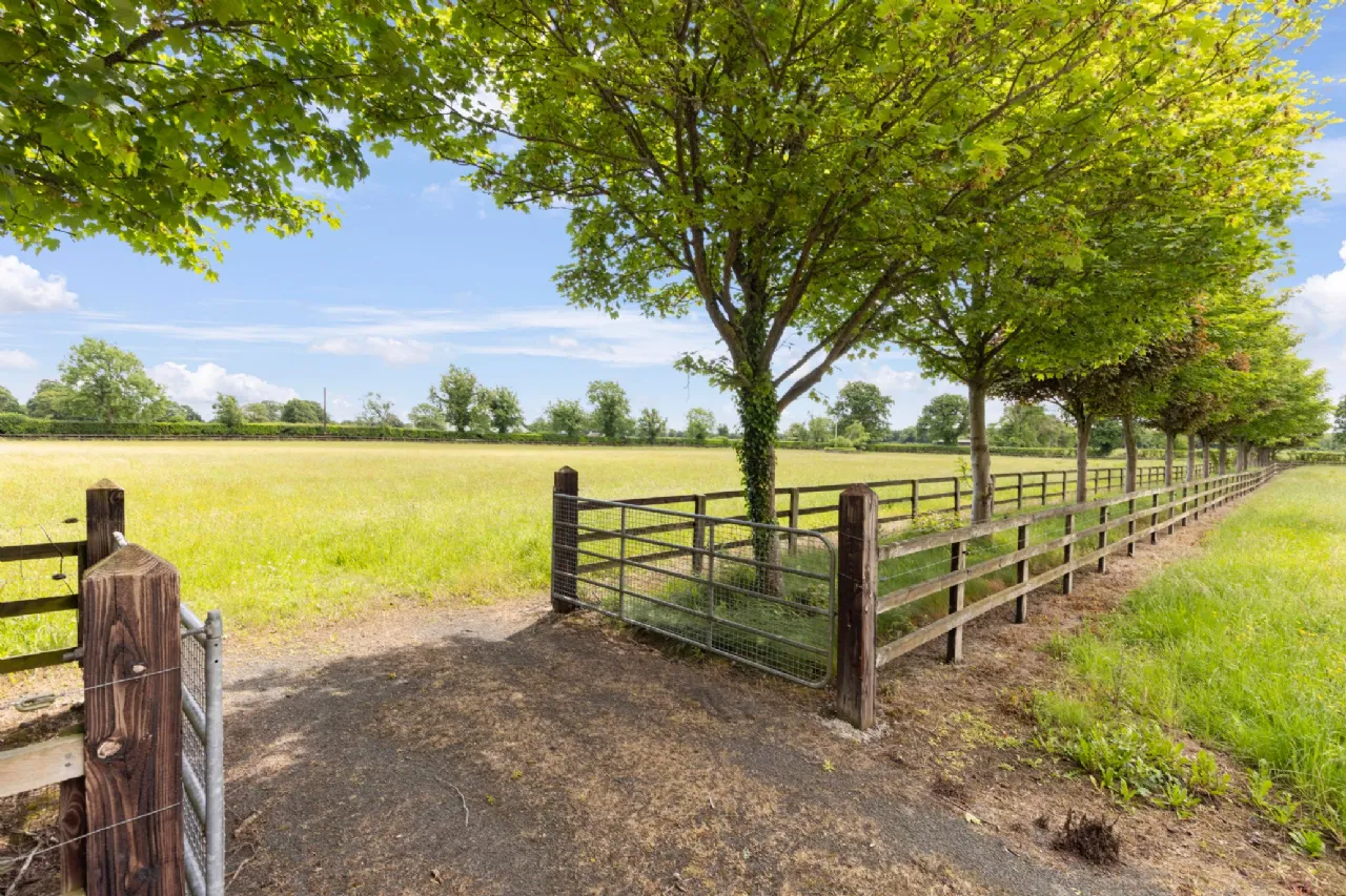 Photo of Mount Windsor House, Mountarmstrong, Donadea, County Kildare, W91FK13