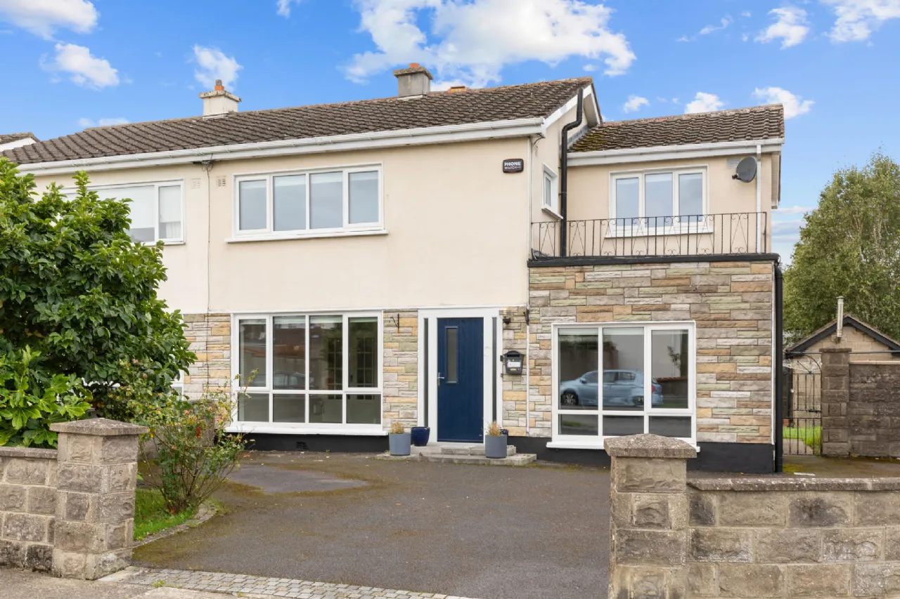 Photo of 2 Broadford Avenue, Ballinteer, Dublin 16, D16 WV44