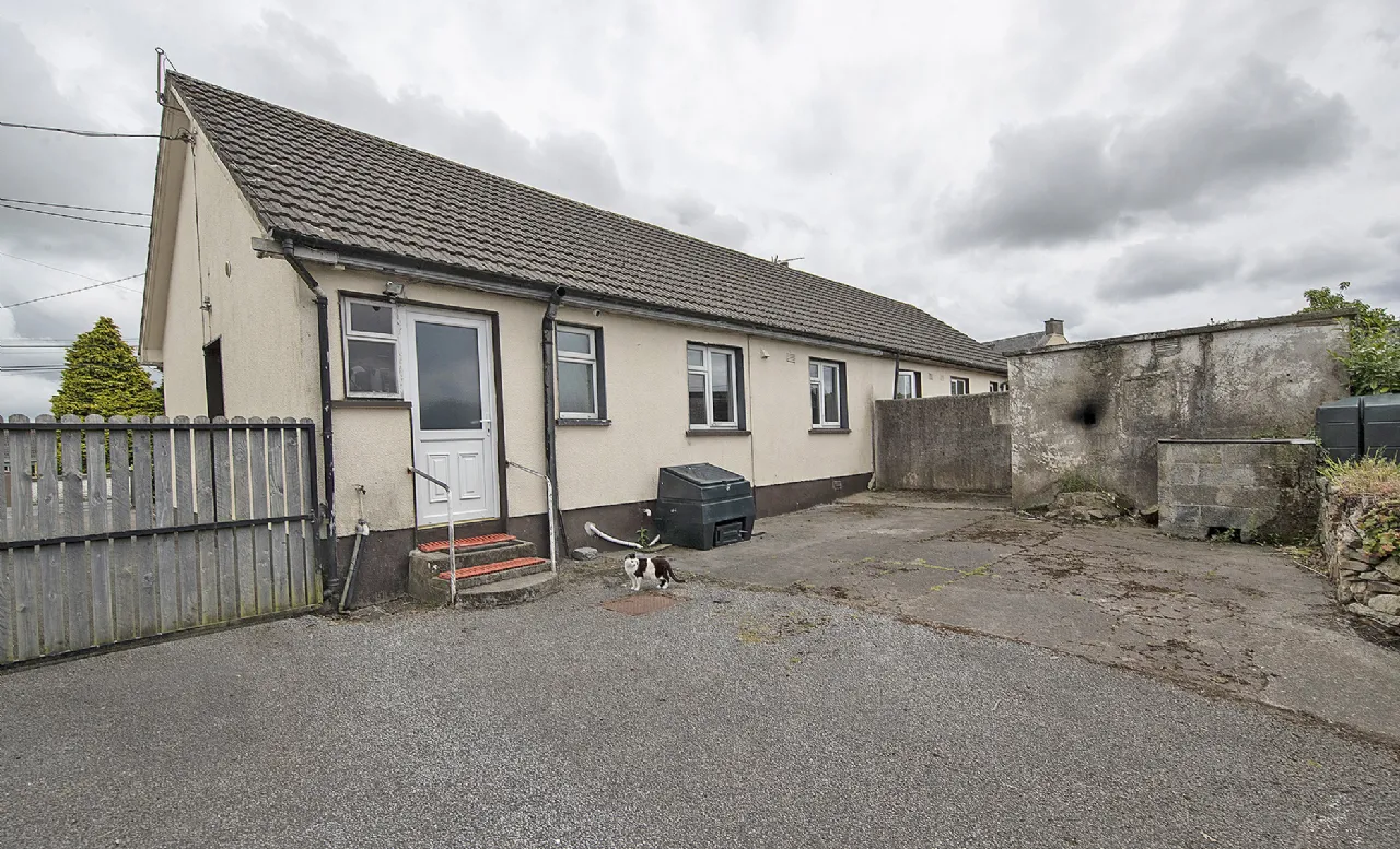 Photo of Sleveen, Kill Village, Co Waterford, X42DH42