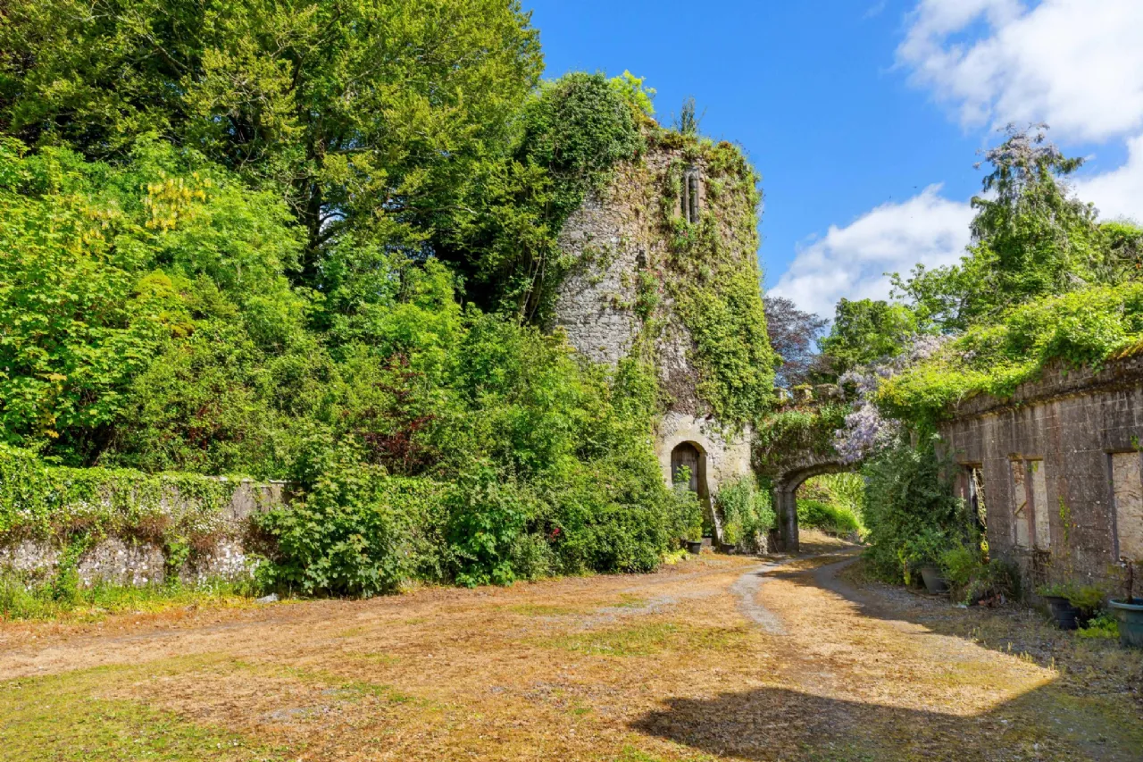 Photo of Ardfinnan Castle,, Ardfinnan, County Tipperary, E91 A398