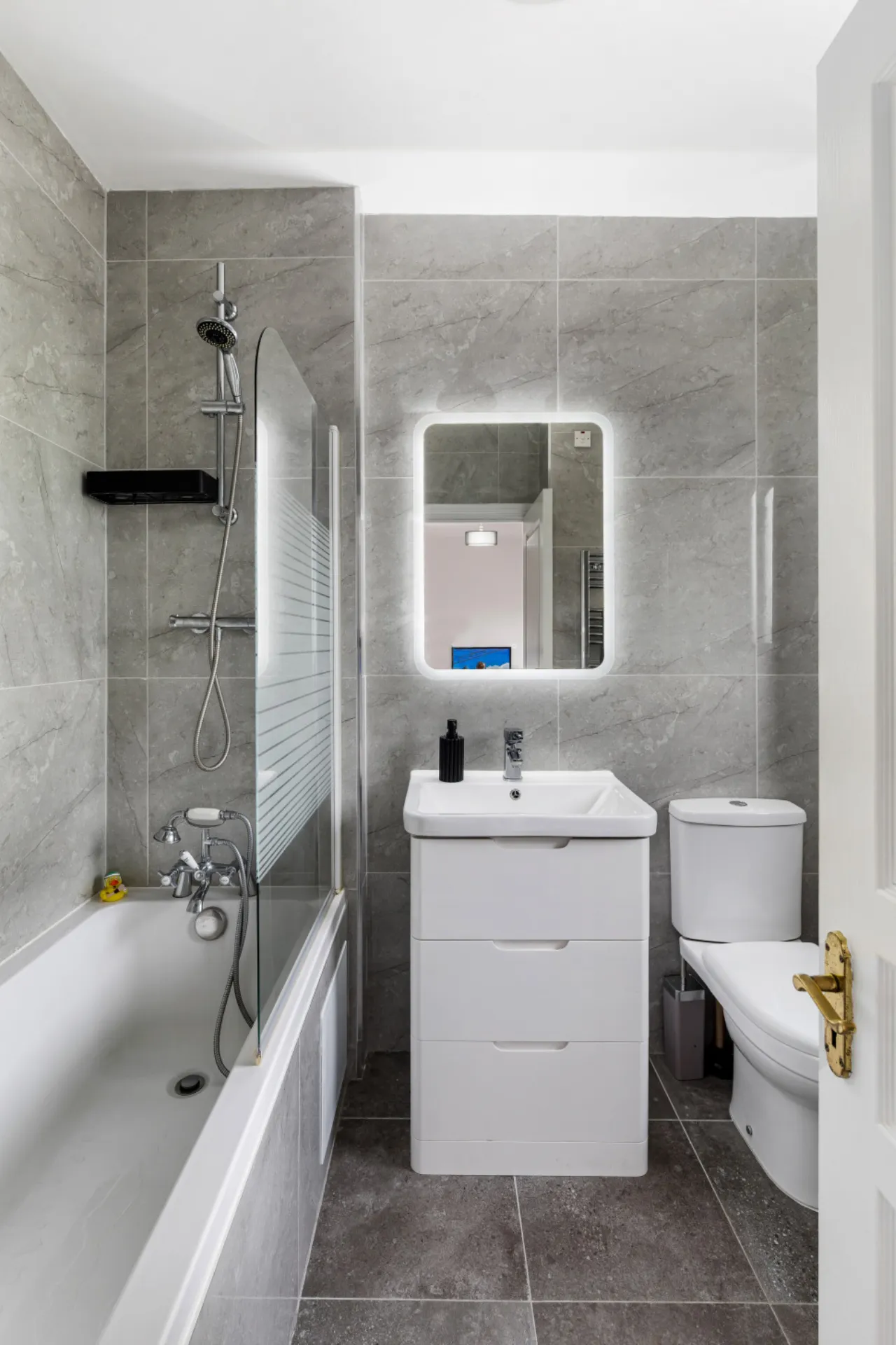 Photo of 4 The Courtyard, Clonsilla, Dublin 15, D15 HN9E
