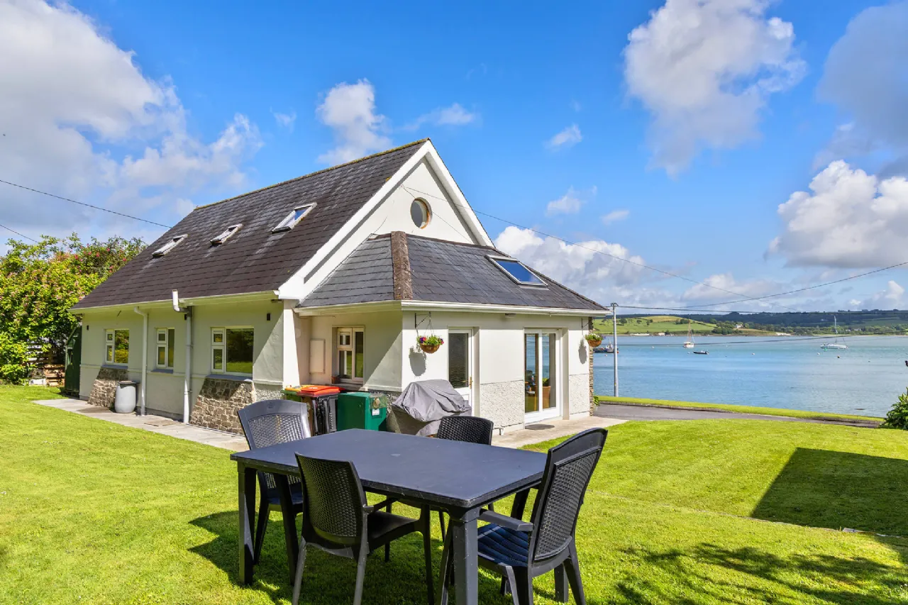 Photo of Rockmount, Sea Road, Courtmacsherry, Co Cork, P72 DX05