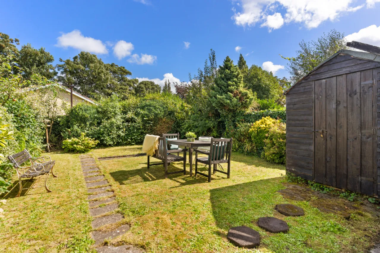 Photo of 11 Sandford Avenue, Off Marlborough Road, Donnybrook, Dublin 4, D04 H6Y9