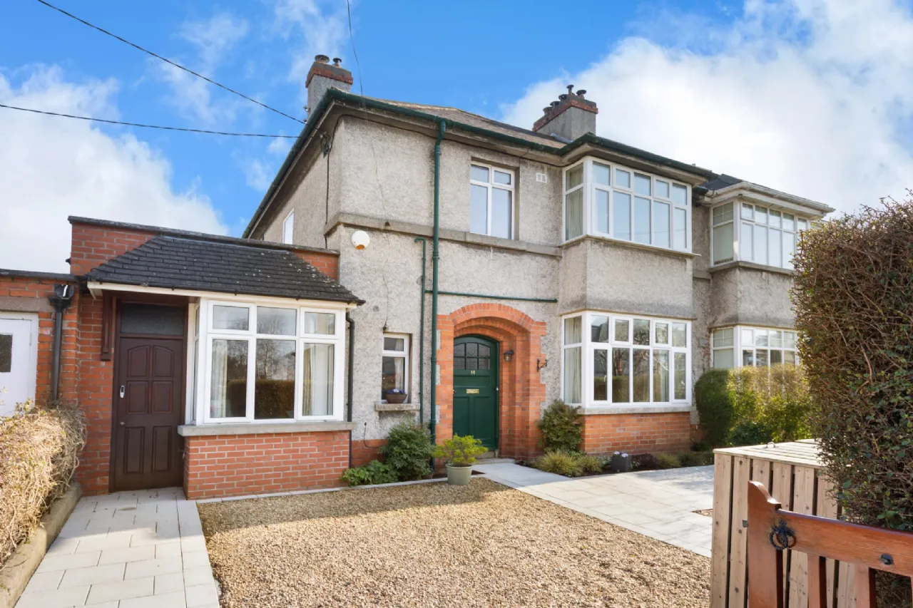 Photo of 90 St Helen's Road, Booterstown, Co Dublin, A94 E191
