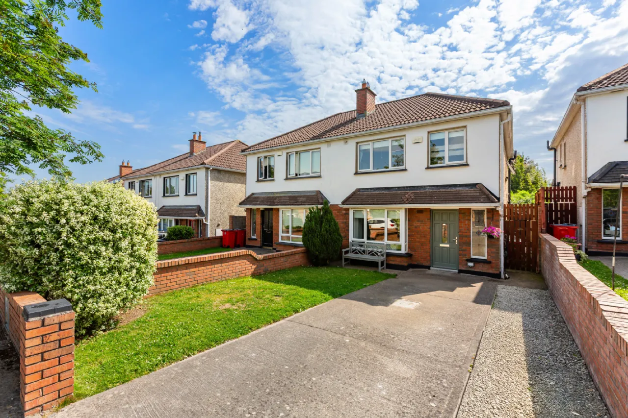 Photo of 30 Beechdale Road, Ballycullen, Dublin 24, D24C446