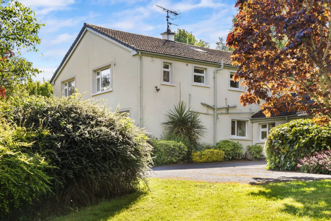 Photo of Rath House, Castlegate, Ferndale Road, Rathmichael, Dublin 18, D18 K529