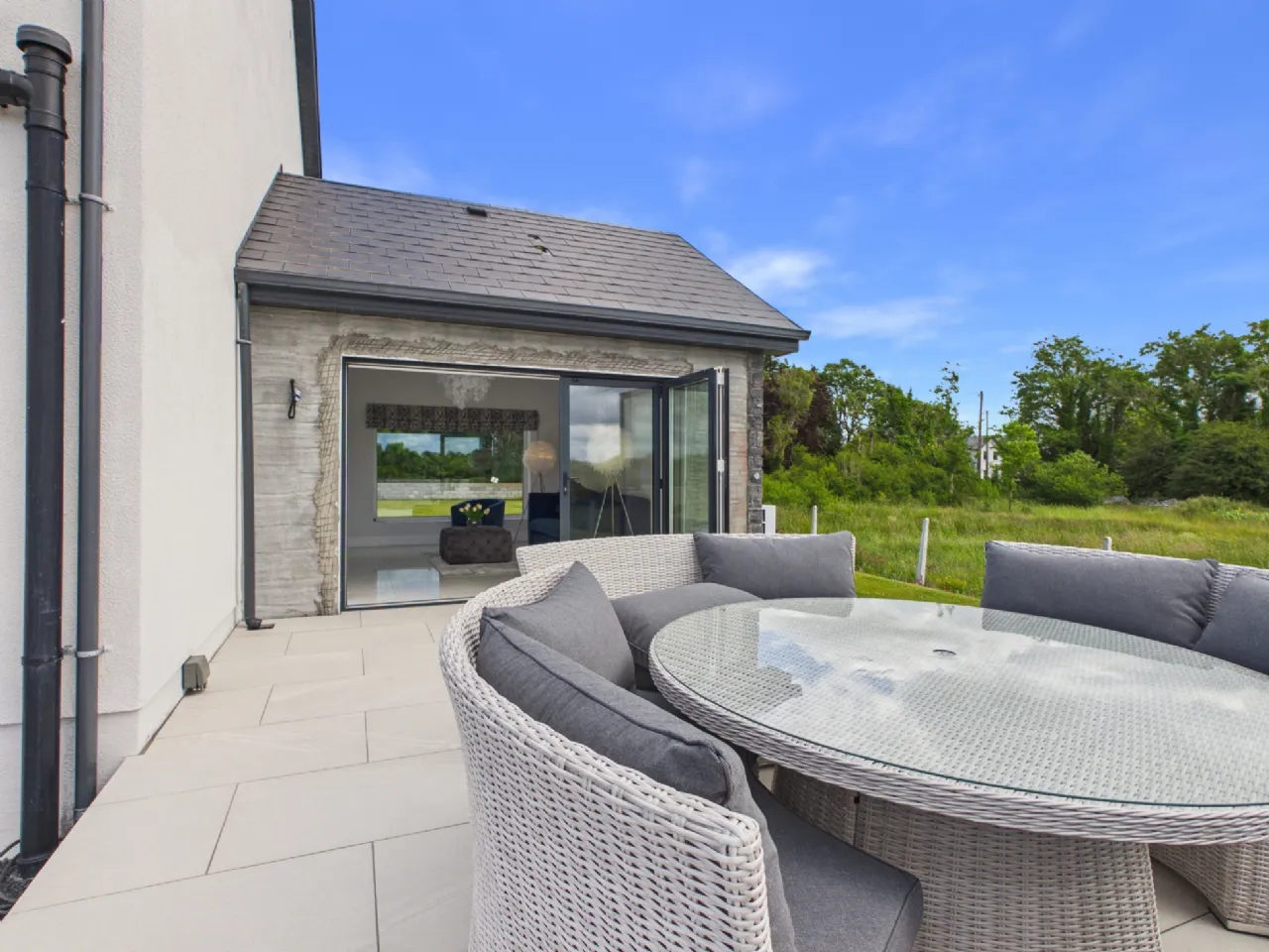 Photo of Wallscourt, Kilreekil, Co. Galway, H62 XN80