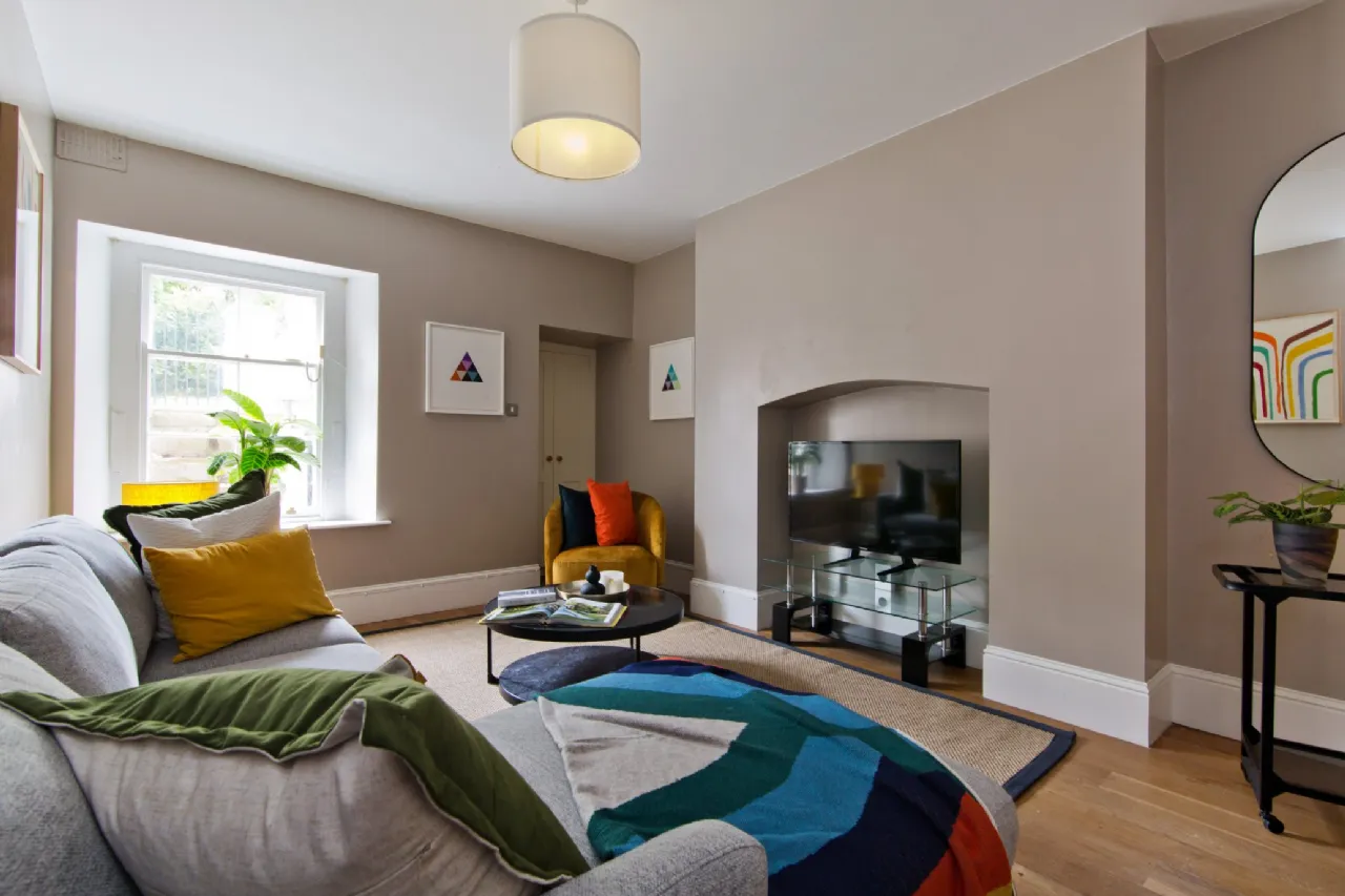 Photo of 8 Sydenham Road, Dundrum, Dublin 14, D14 D7T6