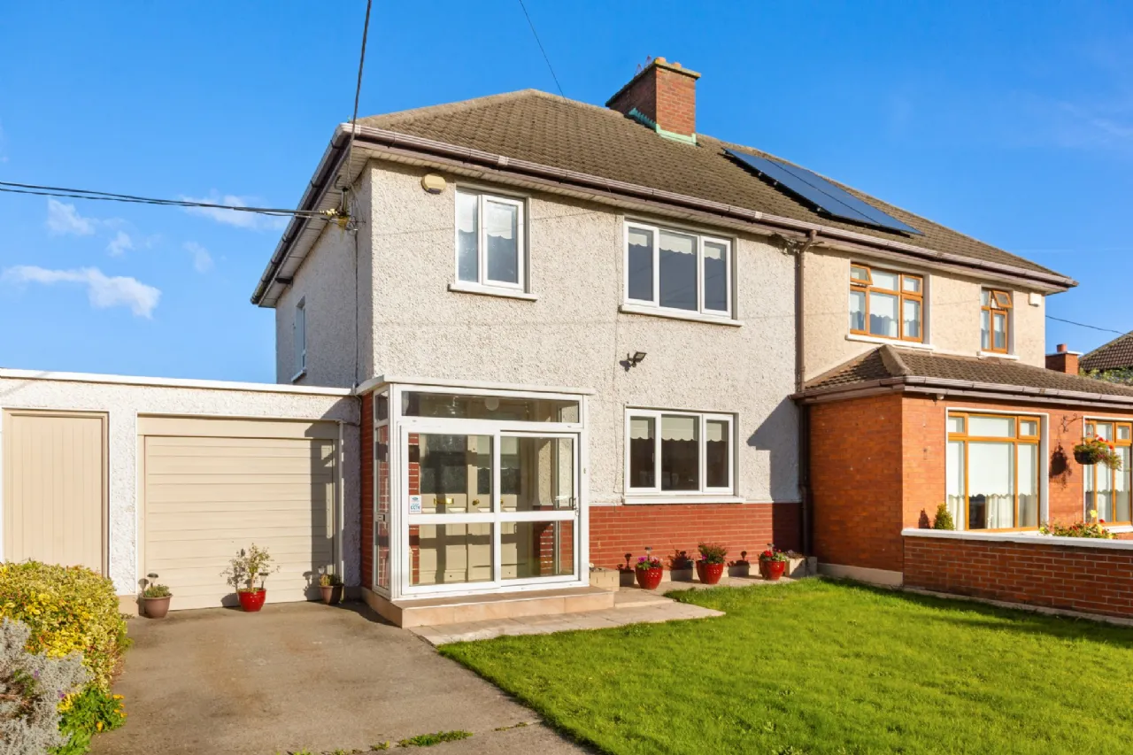 Photo of 32 Walkinstown Drive, Walkinstown, Dublin 12, D12 K8N2
