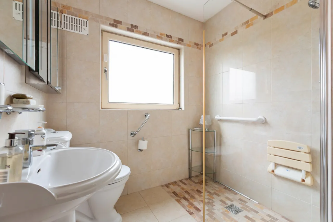 Photo of 7 Dun Emer Drive, Dundrum, Dublin 16, D16 K028