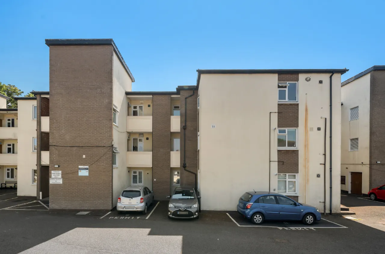 Photo of 10 Park Crescent House, Blackhorse Avenue, Dublin 7, D07 N9CH