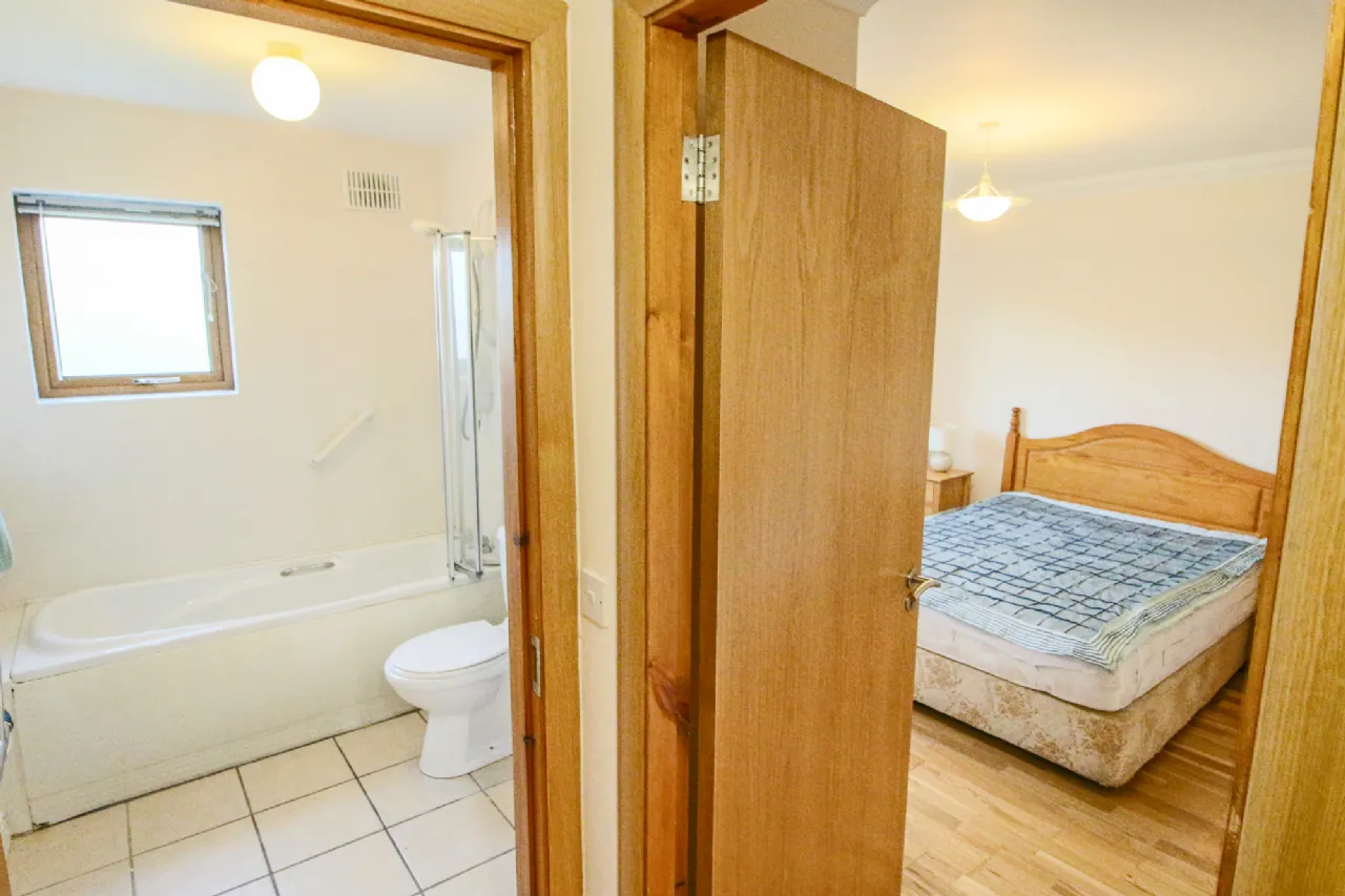 Photo of 1A, Shannon Cove, Shannon Cove, Dromod, Co. Leitrim, N41 KD70