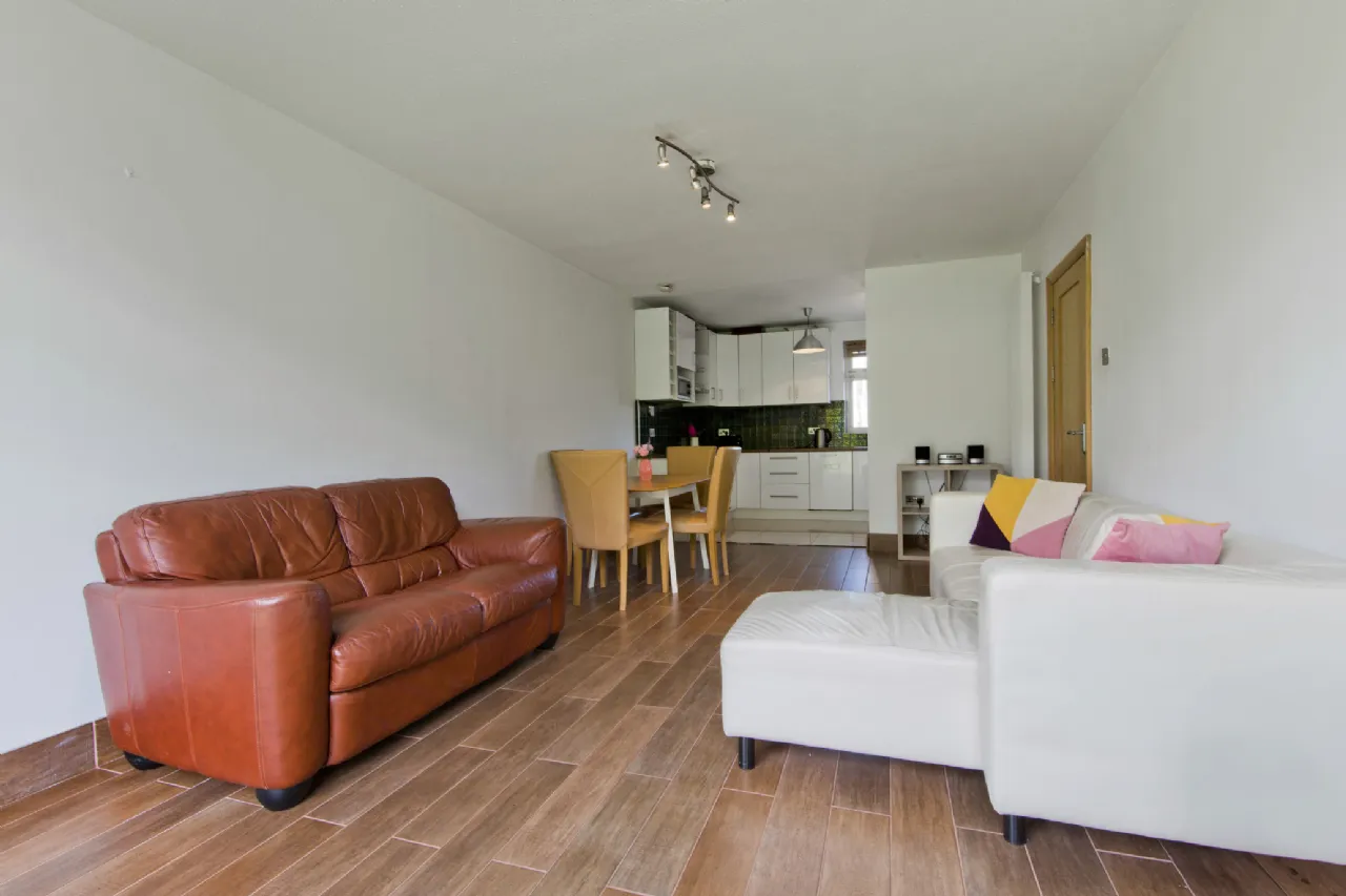 Photo of 7 Park Crescent House, Blackhorse Avenue, Dublin 7, D07 Y22N