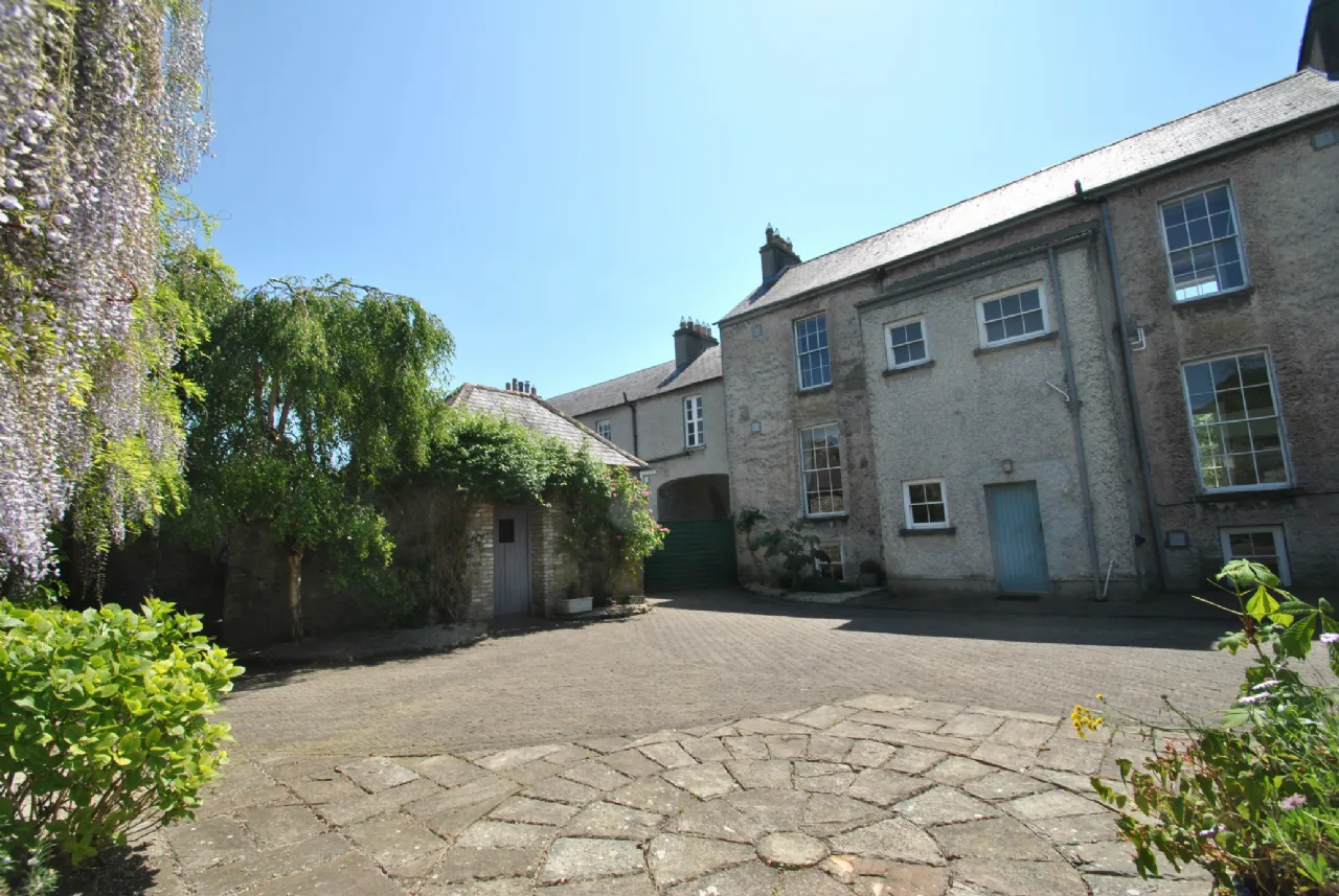 Photo of 4 John's Mall, Birr, Co Offaly, R42 VO45