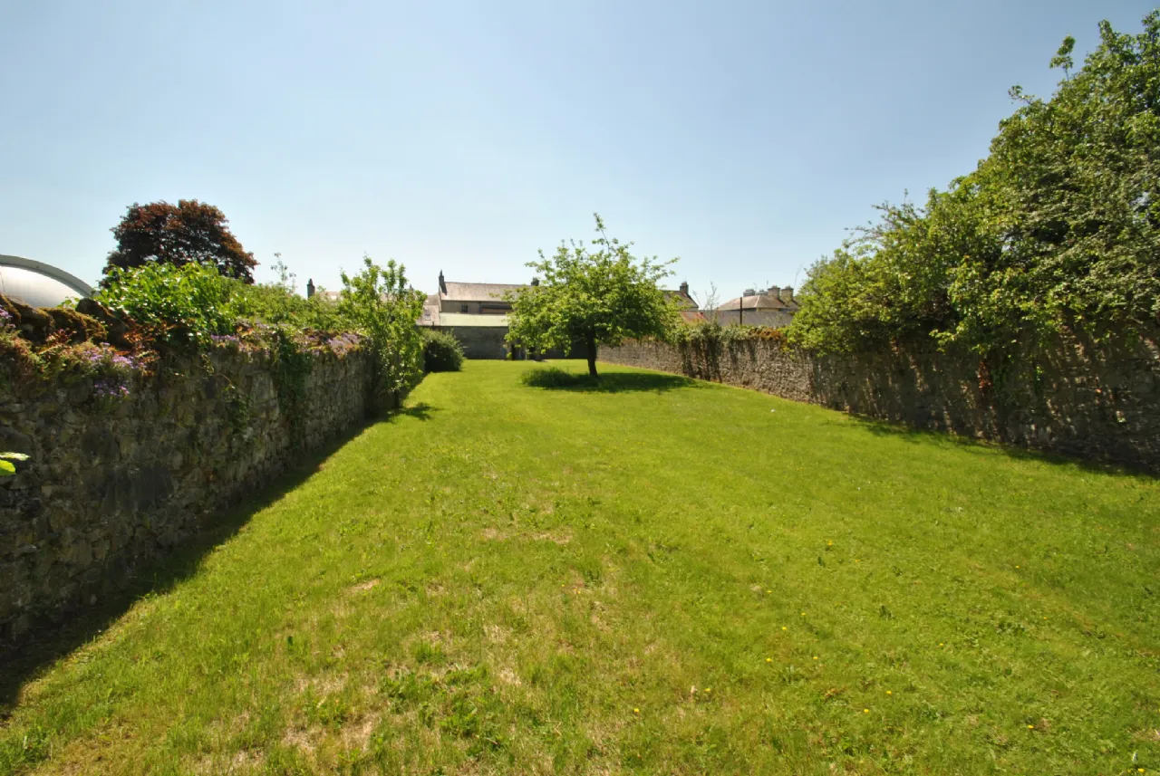 Photo of 4 John's Mall, Birr, Co Offaly, R42 VO45