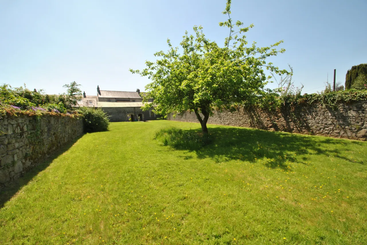Photo of 4 John's Mall, Birr, Co Offaly, R42 VO45