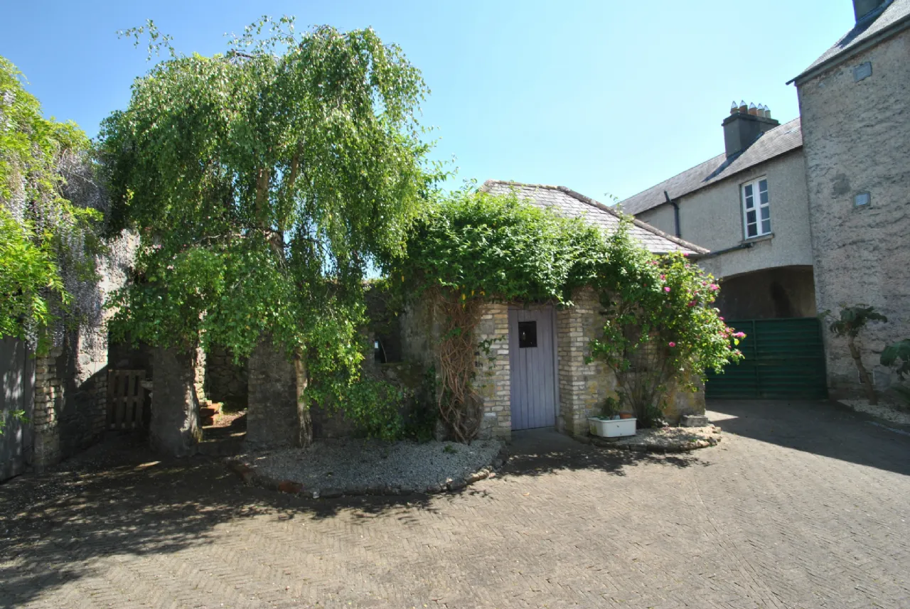 Photo of 4 John's Mall, Birr, Co Offaly, R42 VO45