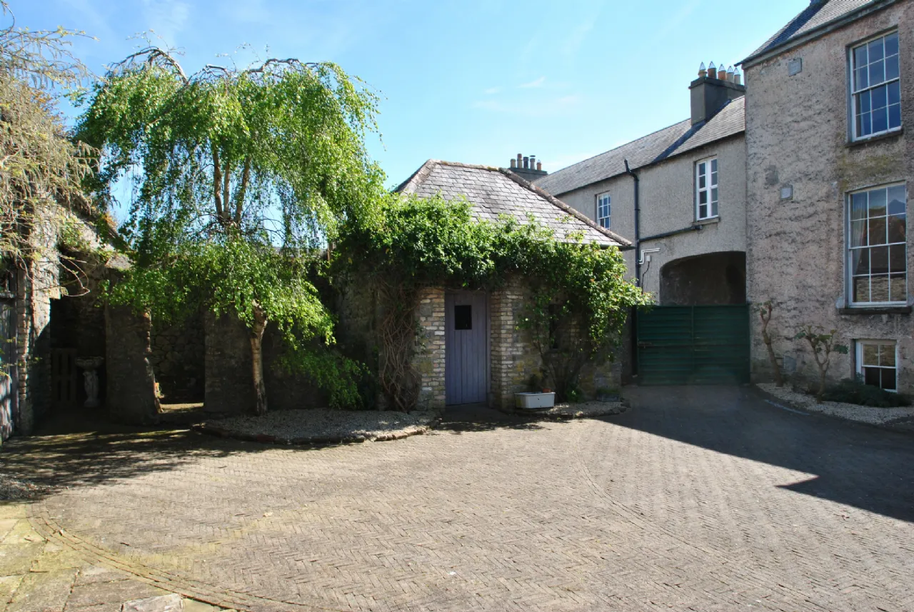 Photo of 4 John's Mall, Birr, Co Offaly, R42 VO45