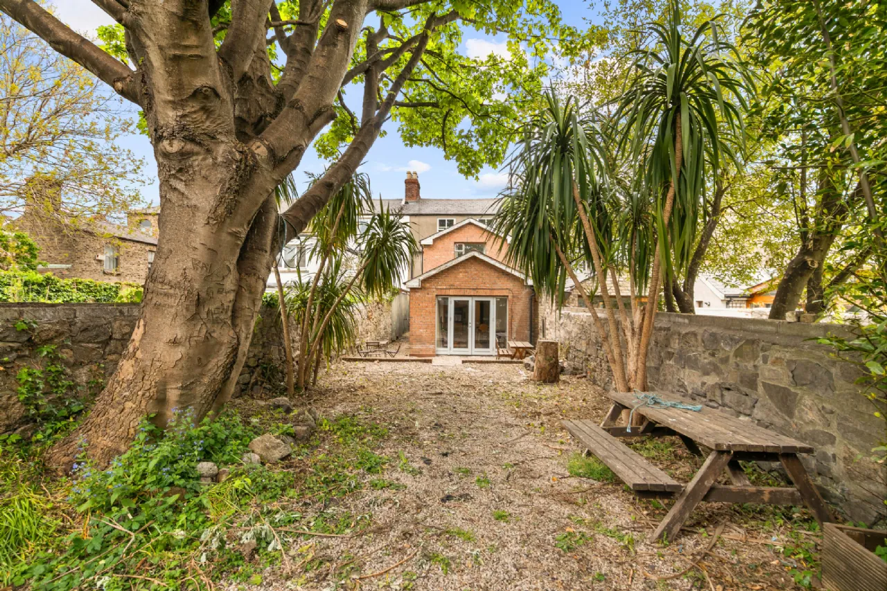Photo of 27 Bloomfield Avenue, Portobello, Dublin 8, D08 K3K6