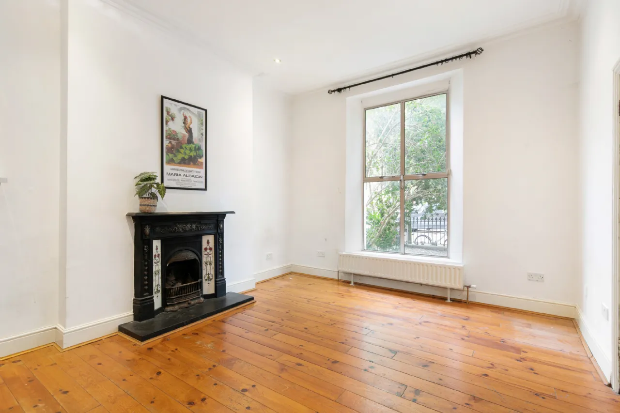 Photo of 27 Bloomfield Avenue, Portobello, Dublin 8, D08 K3K6