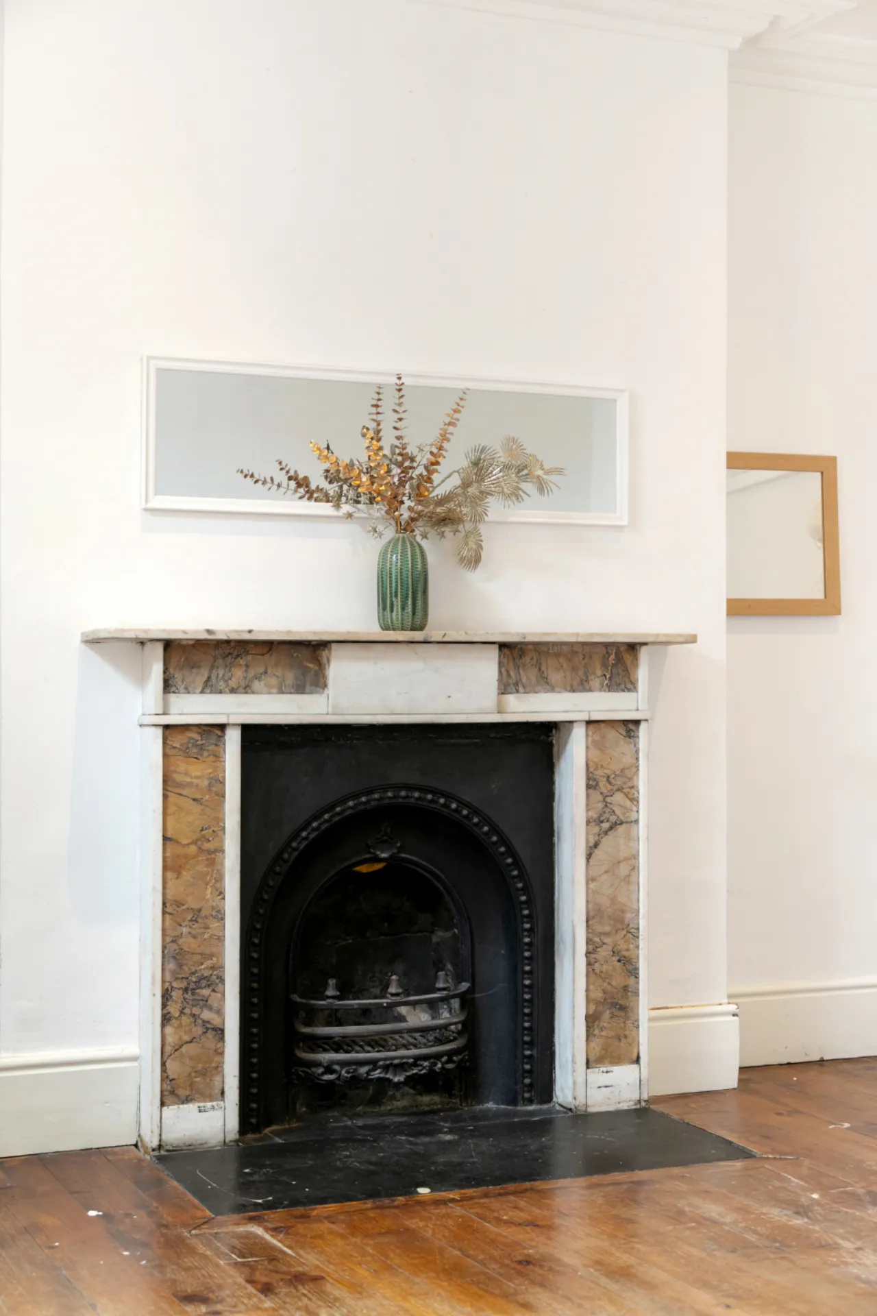Photo of 27 Bloomfield Avenue, Portobello, Dublin 8, D08 K3K6