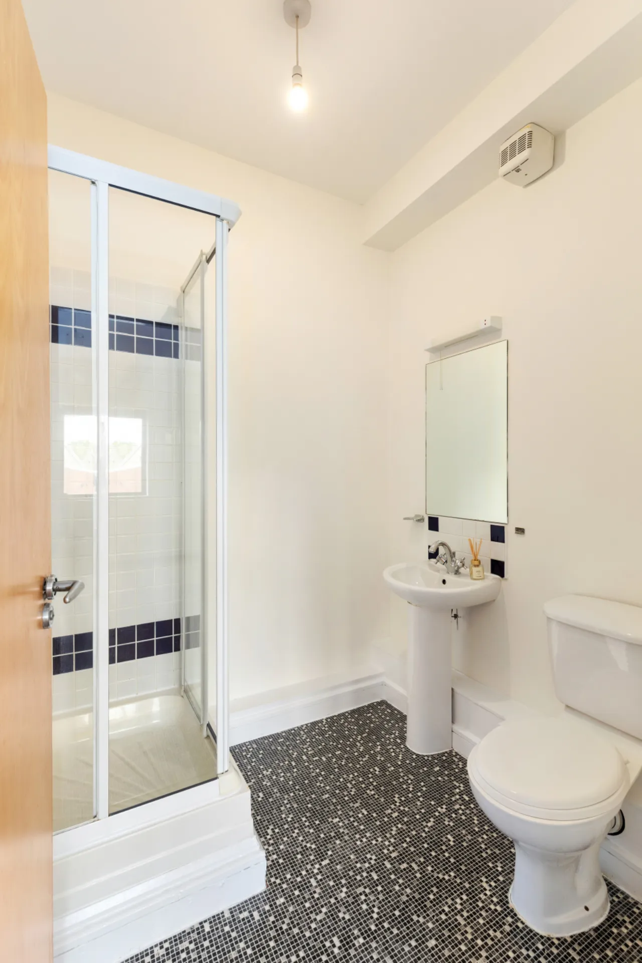 Photo of 34 Aran House, Custom House Square, IFSC, Dublin 1, D01 R2C3