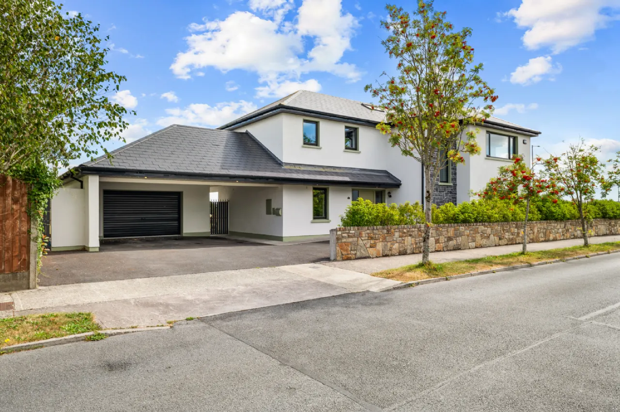 Photo of White Strand House, Sallybrook, Clonea Road, Abbeyside, Dungarvan, Co Waterford, X35 C892