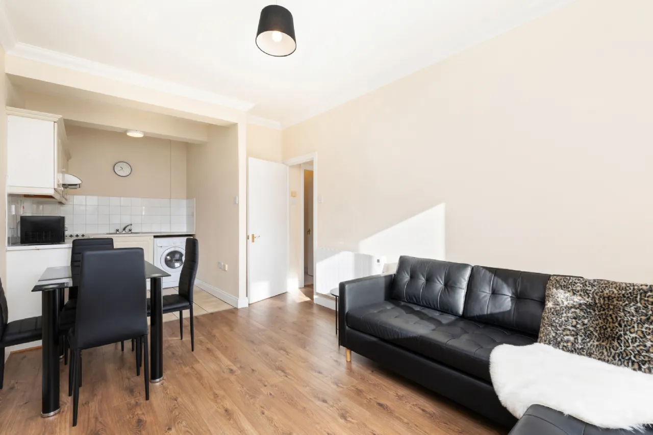 Photo of 41 The Waterside, Charlotte Quay, Grand Canal Dock, Dublin 4, D04 KF88
