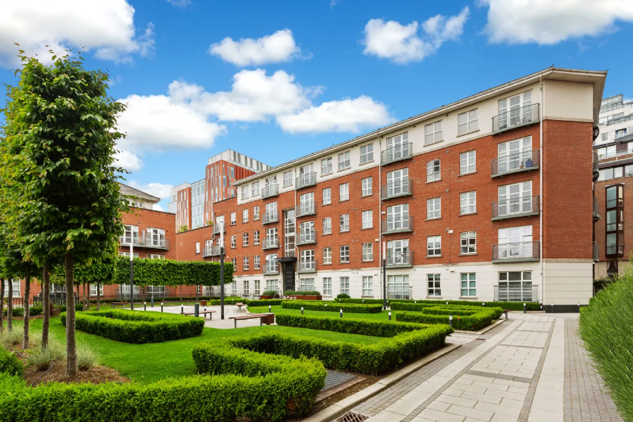 Photo of 41 The Waterside, Charlotte Quay, Grand Canal Dock, Dublin 4, D04 KF88