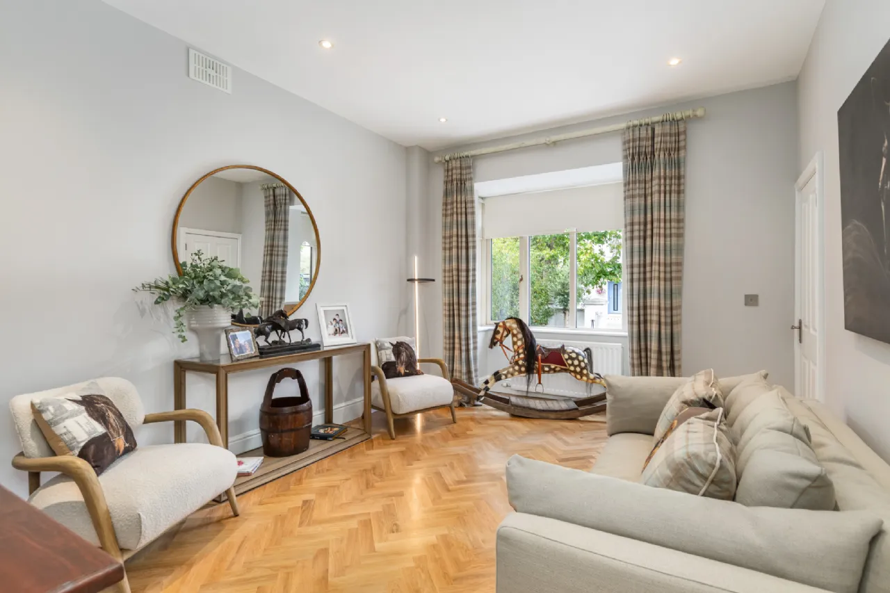 Photo of 19 Marine Drive, Sandymount, Dublin 4, D04 X781
