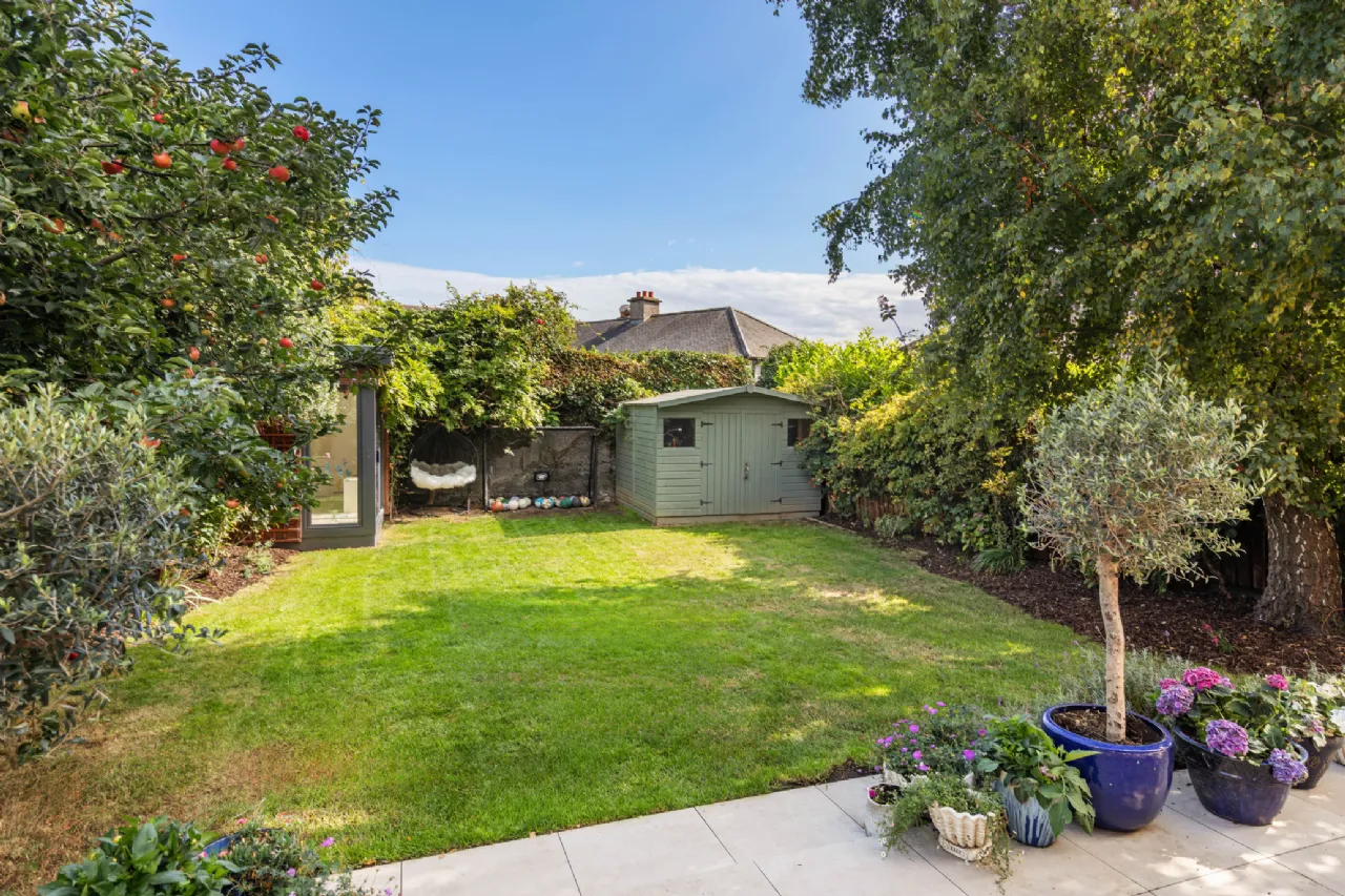 Photo of 19 Marine Drive, Sandymount, Dublin 4, D04 X781