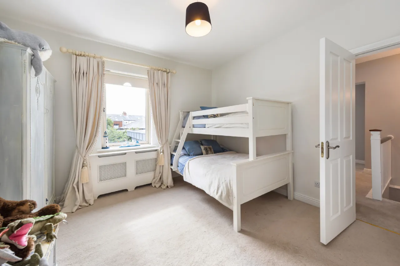 Photo of 19 Marine Drive, Sandymount, Dublin 4, D04 X781